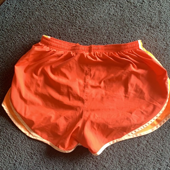 Orange Nike Dri-fit shorts - Picture 4 of 4